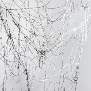 “Construcción I” (detail), 2013, Paisajes utópicos series, Interlocked staples